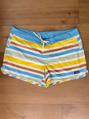 Patagonia Wavefarer Boardshorts 5" Multicolor Stripe Womens Sz 16 Gorpcore EUC